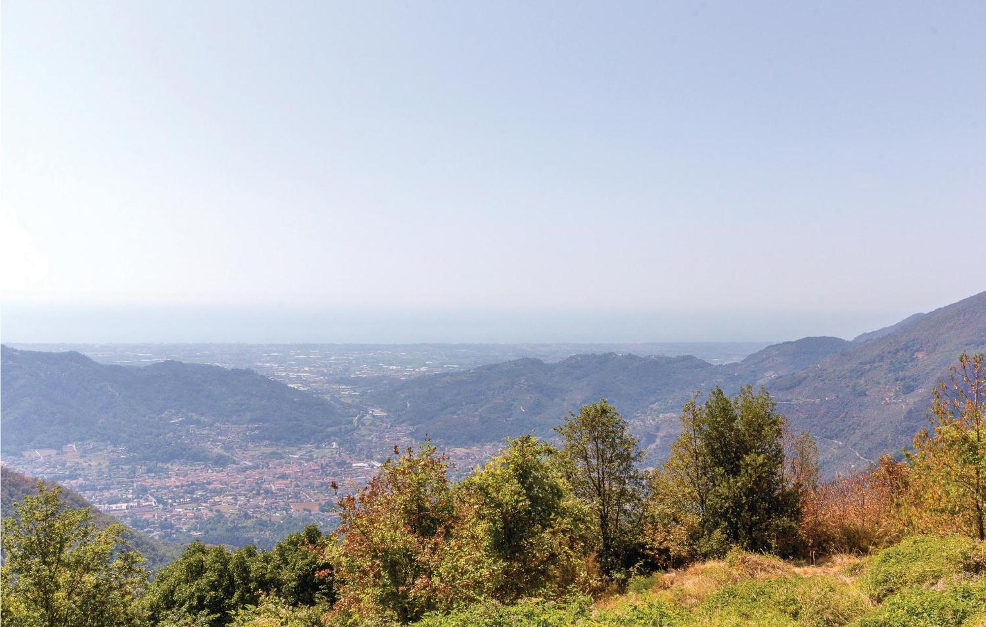 Beautiful Home In Pieve A Elici -Lu- With Kitchen Massarosa Eksteriør bilde